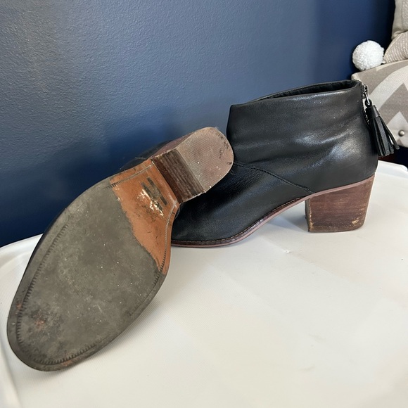 Women's Black and Brown Ankle Boots - Picture 4 of 5